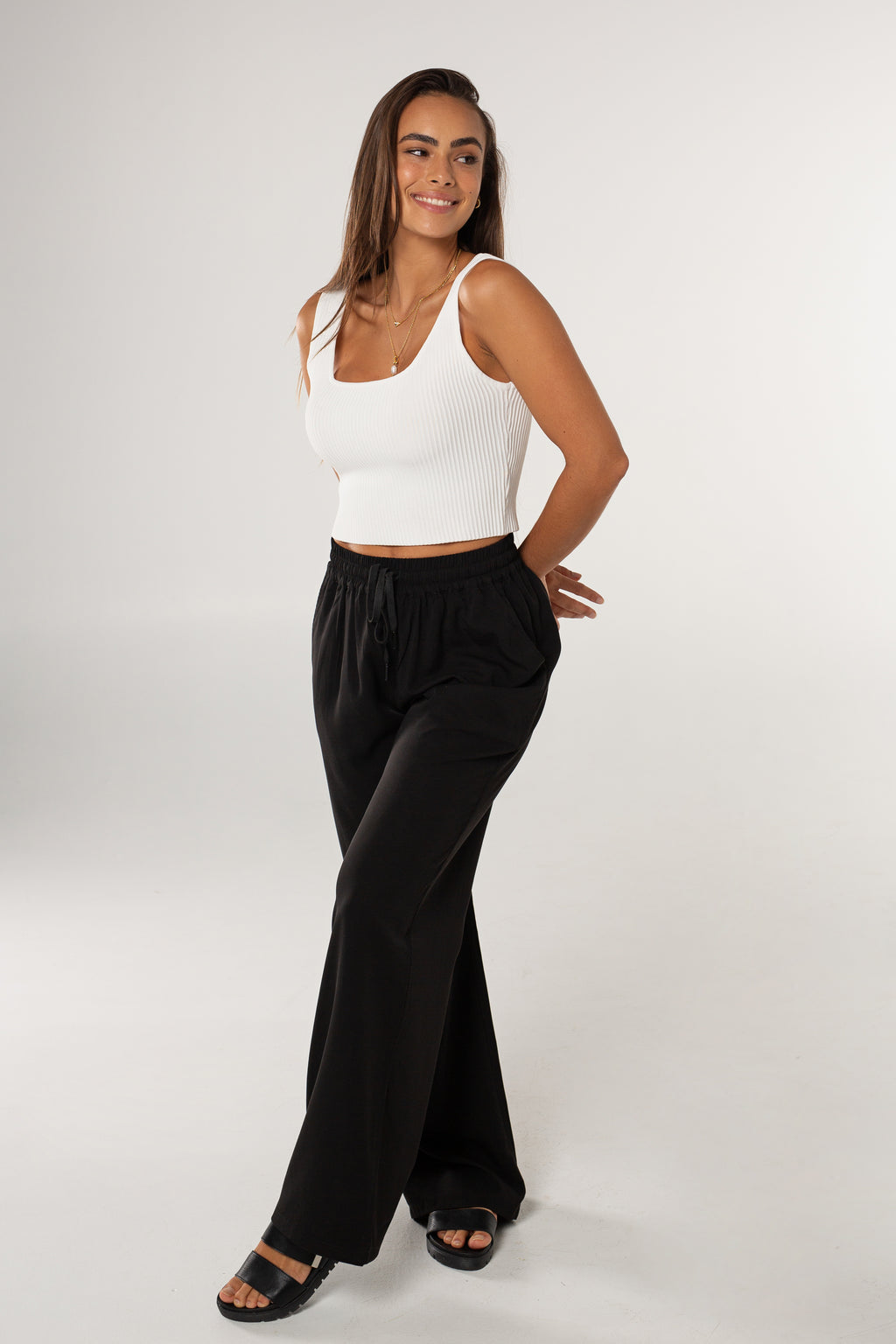Breeze Ribbed Cropped Tank - White image 3