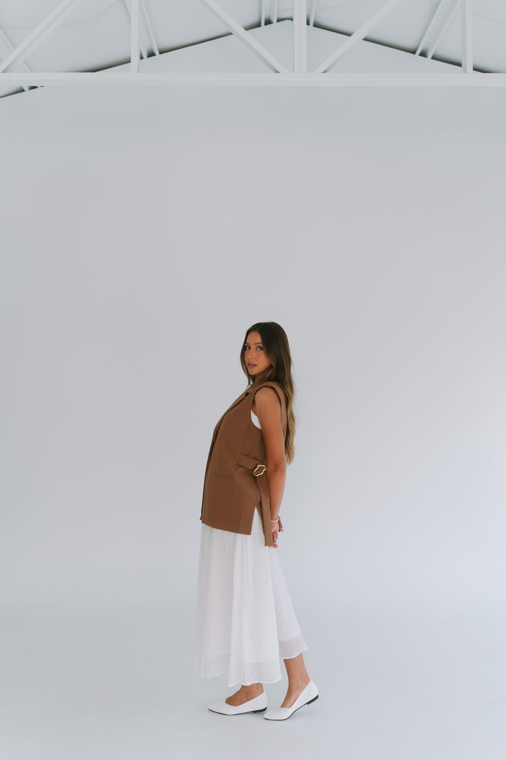Amy Vest with adjustable straps - Brown - Limited Edition