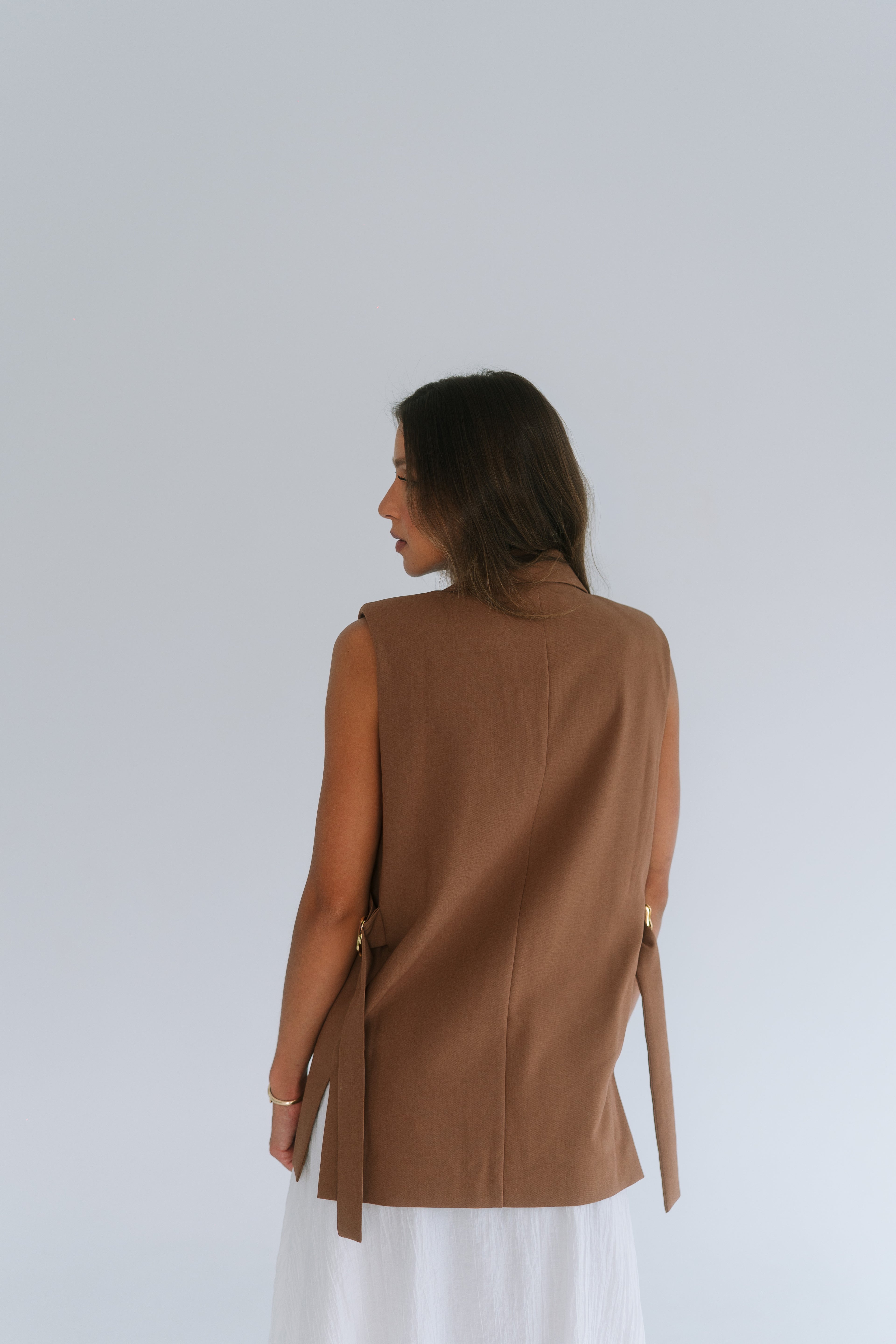 Amy Vest with adjustable straps - Brown - Limited Edition