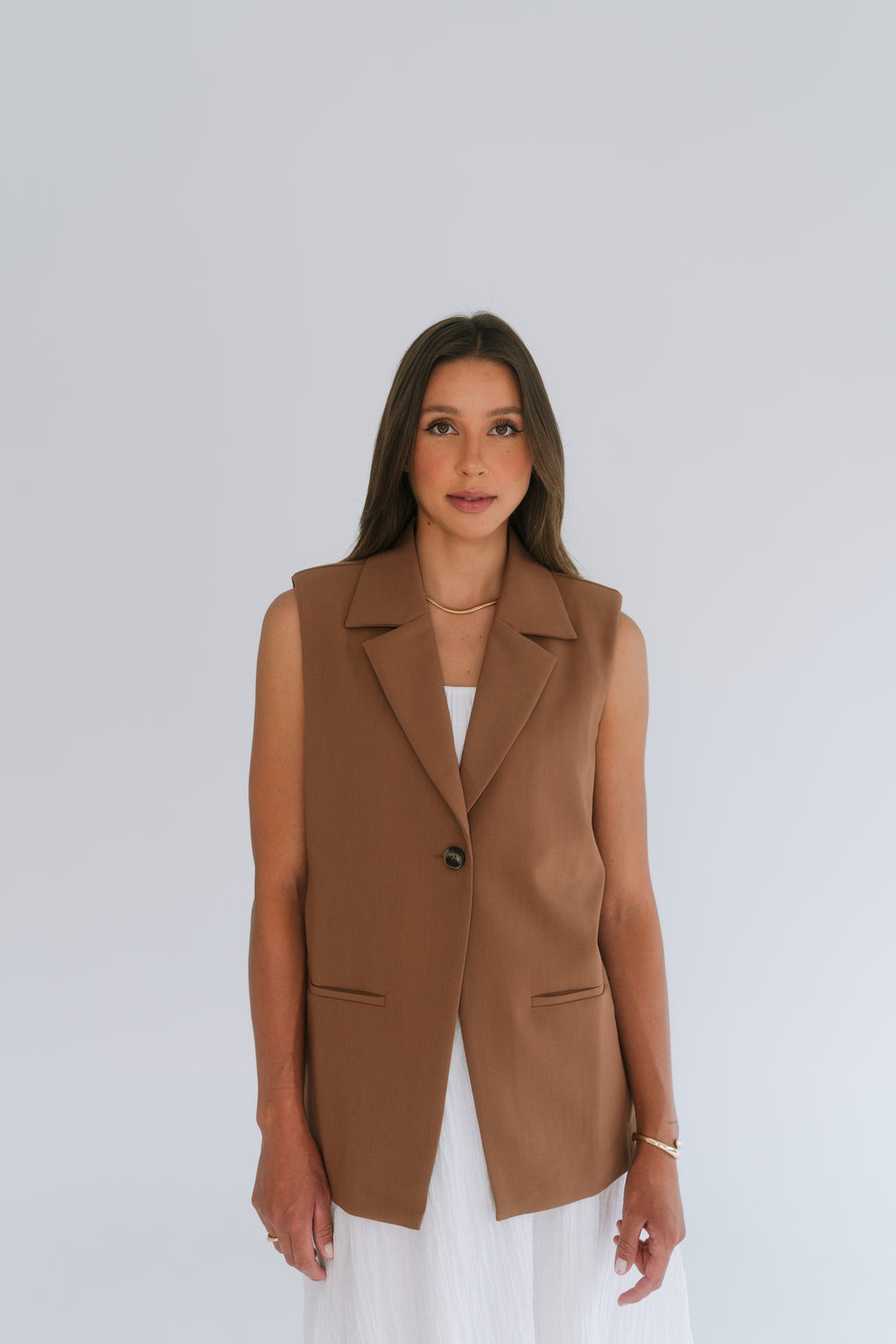 Amy Vest with adjustable straps - Brown - Limited Edition