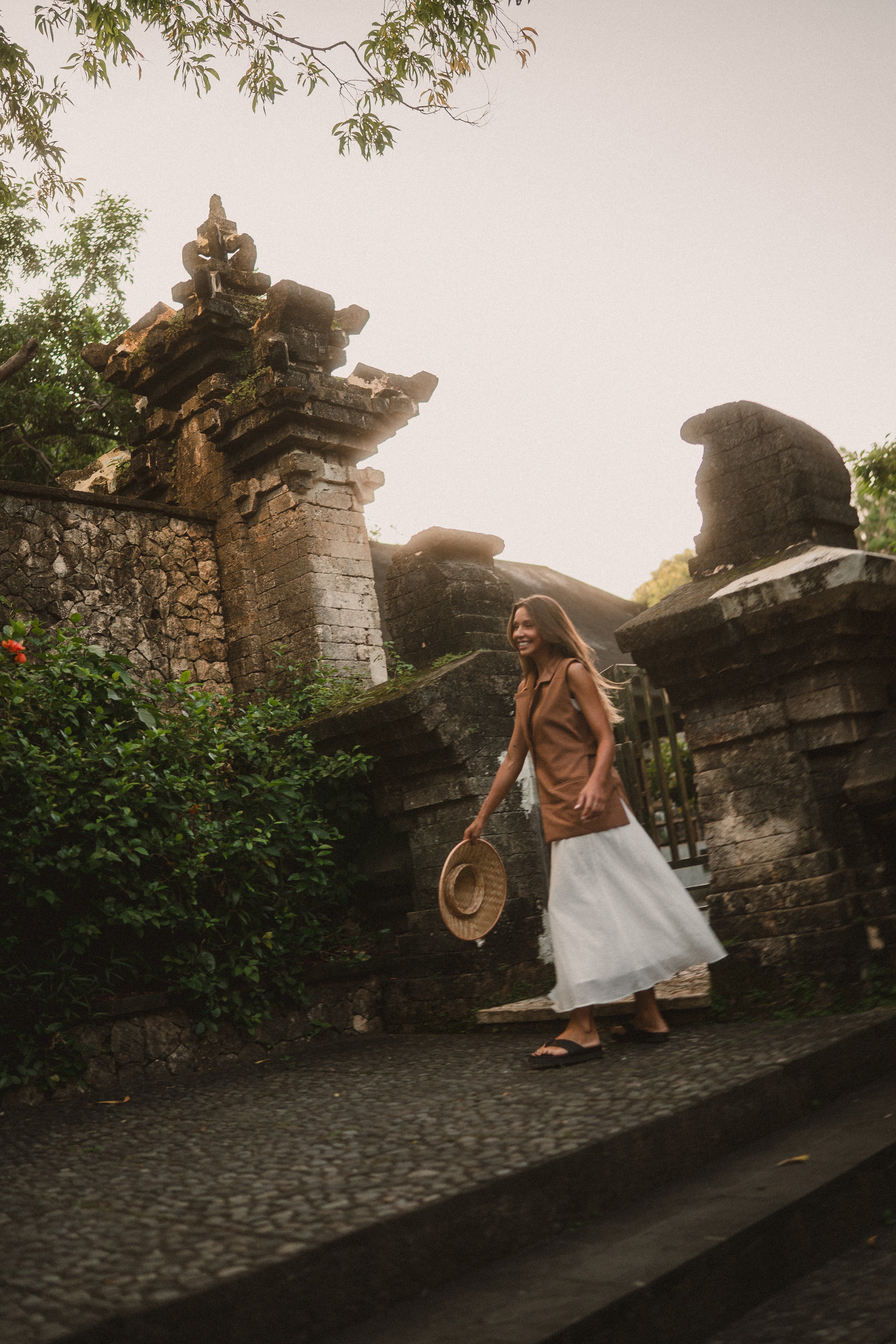 Julie Crinkle Texture Skirt -White - Limited Edition